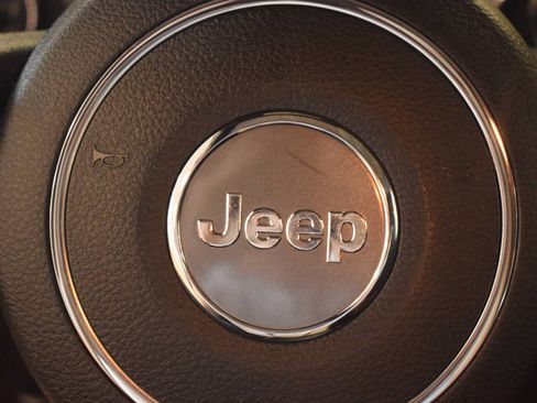 Used 2014 Jeep Wrangler Sport w/ Quick Order Package 24S AWD/4WD image 82
