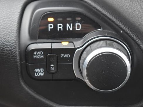 Used 2024 RAM 2500 Big Horn AWD/4WD image 27