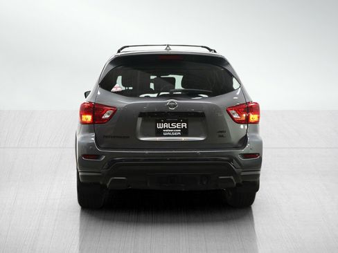 Used 2019 Nissan Pathfinder S AWD/4WD image 4