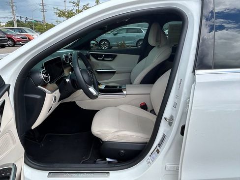 Used 2024 Mercedes-Benz C 300 Sedan image 15