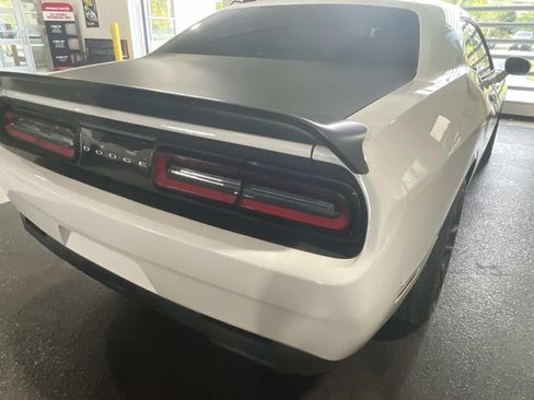 Used 2023 Dodge Challenger SRT Hellcat RWD image 10