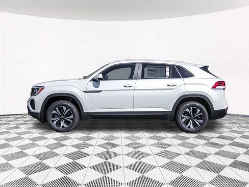 New 2026 Volkswagen Atlas Cross Sport SE image 18