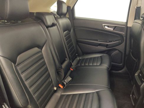 Used 2020 Ford Edge SEL FWD image 19