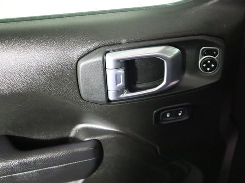 Used 2024 Jeep Wrangler Sport S image 31