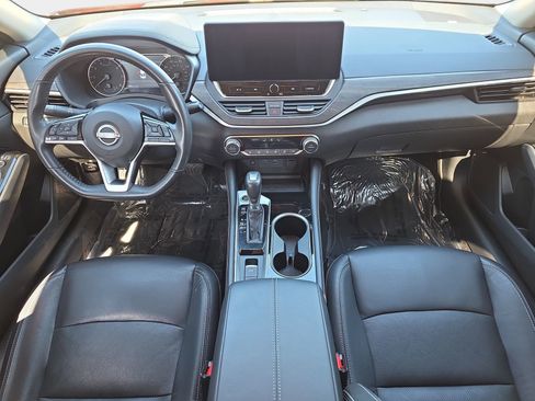 Used 2024 Nissan Altima 2.5 SL image 9