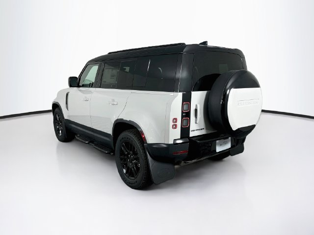 New 2026 Land Rover Defender 110 S AWD/4WD image 7