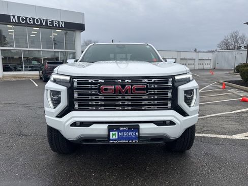 New 2026 GMC Canyon Denali image 9