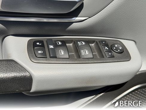 Used 2022 RAM 1500 Big Horn RWD image 18