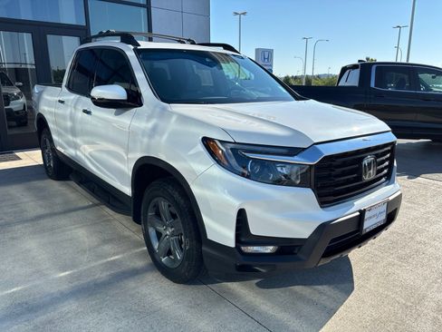 Used 2023 Honda Ridgeline RTL-E image 3