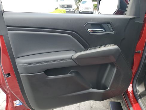New 2026 GMC Canyon Elevation w/ Convenience Package RWD image 18