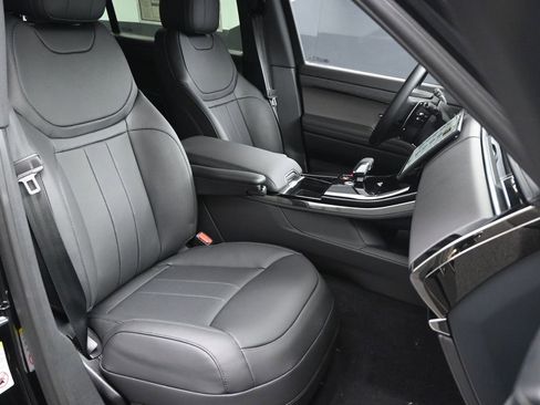 New 2025 Land Rover Range Rover Sport Dynamic SE AWD/4WD image 10