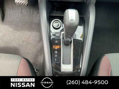 Used 2024 Nissan Versa SR FWD image 25