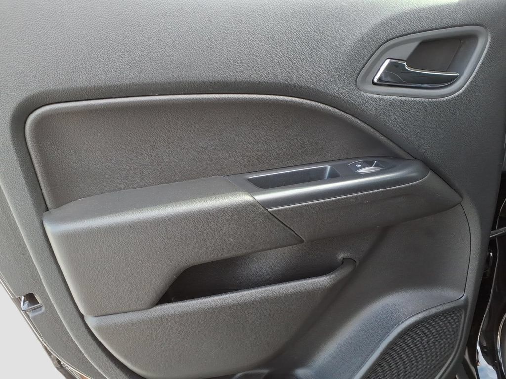 Used 2022 Chevrolet Colorado ZR2 AWD/4WD image 13