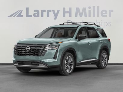 New 2026 Nissan Pathfinder Platinum w/ Cargo Package