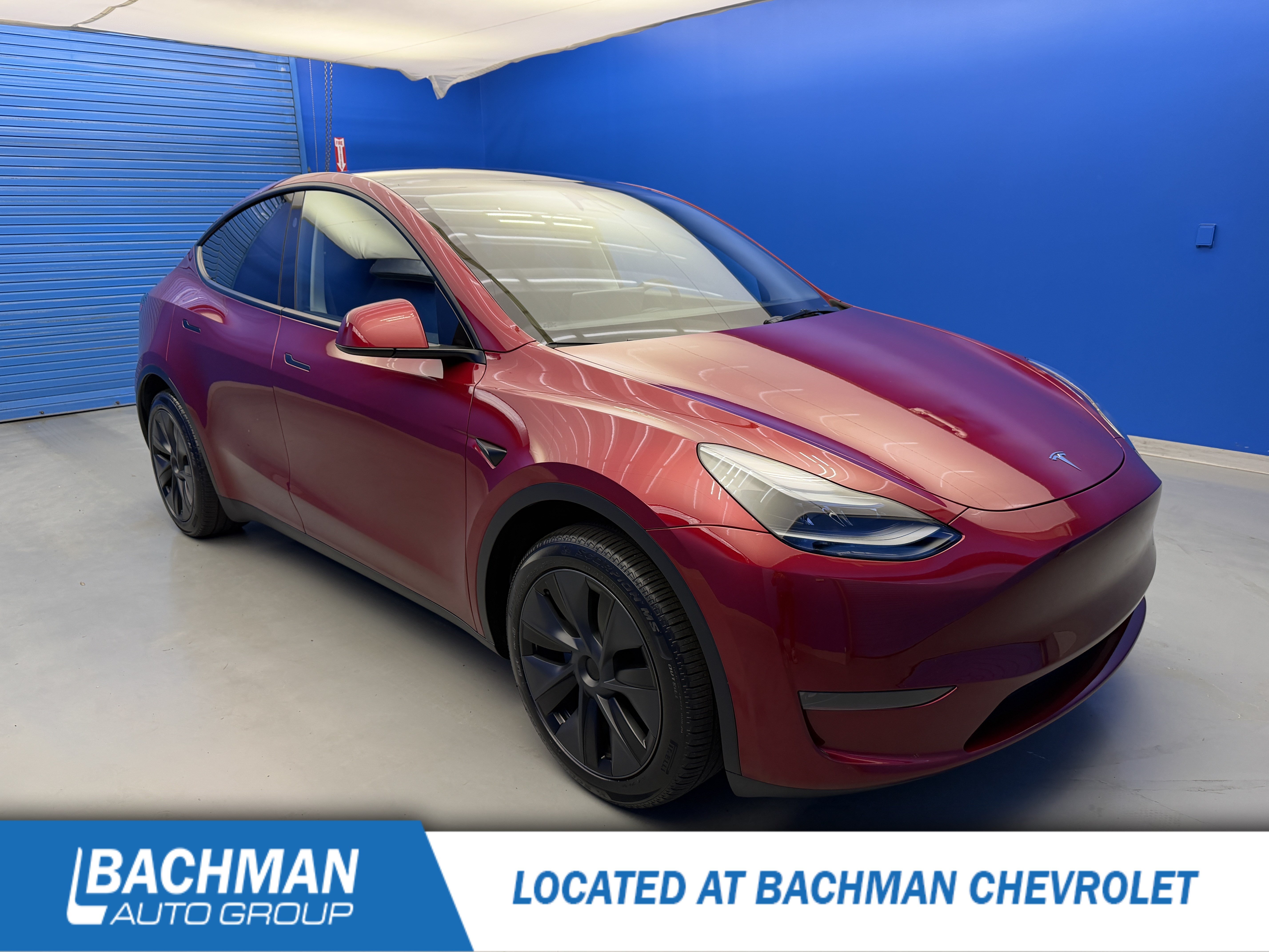 Used 2025 Tesla Model Y Long Range RWD image 1