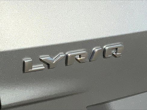 New 2025 Cadillac Lyriq Luxury image 16