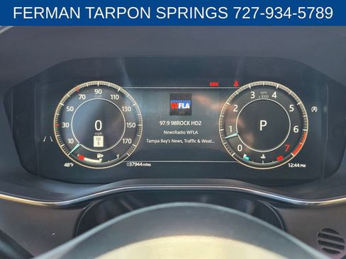 Used 2025 Jaguar F-PACE R-Dynamic S image 32