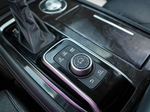 Used 2024 INFINITI QX80 Luxe RWD image 31