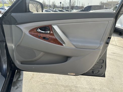 Used 2008 Toyota Camry XLE image 29