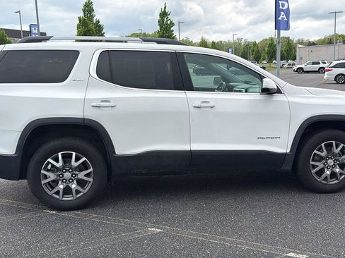 Used 2020 GMC Acadia SLT AWD/4WD image 4