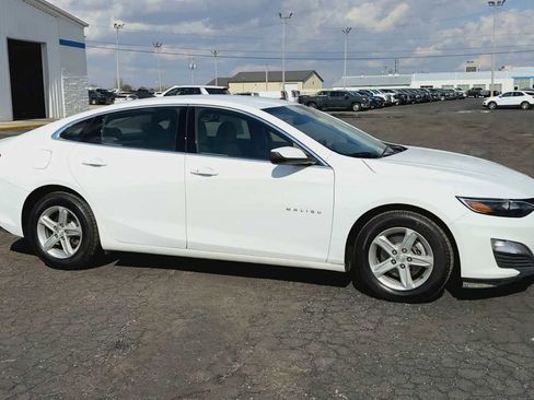 Certified 2020 Chevrolet Malibu LS w/ Driver Confidence Package II FWD image 2