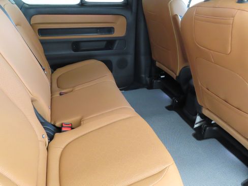 New 2025 Volkswagen ID. Buzz Pro S image 26