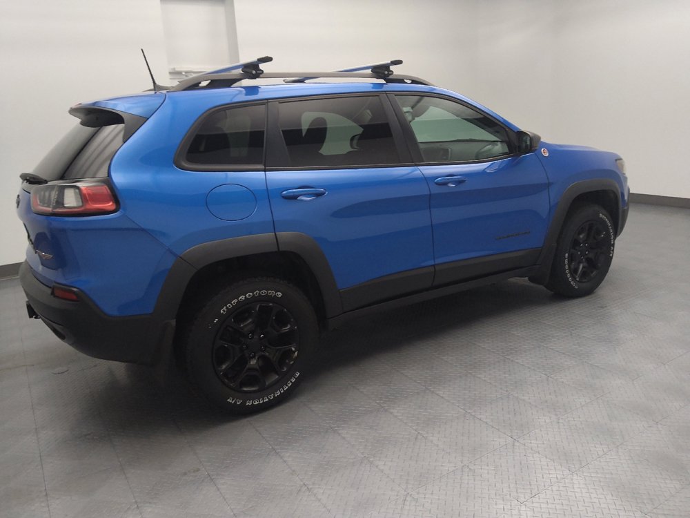 Used 2019 Jeep Cherokee Trailhawk w/ Cold Weather Group AWD/4WD image 10