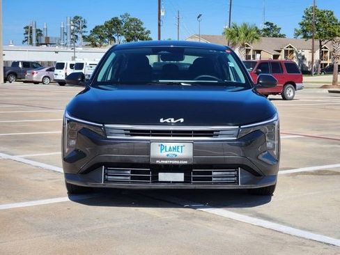 Used 2025 Kia K4 LXS image 2