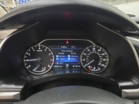 Used 2015 Nissan Murano S w/ Navigation Package AWD/4WD image 16