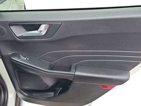 Used 2024 Ford Escape SE w/ PHEV Premium Package image 26