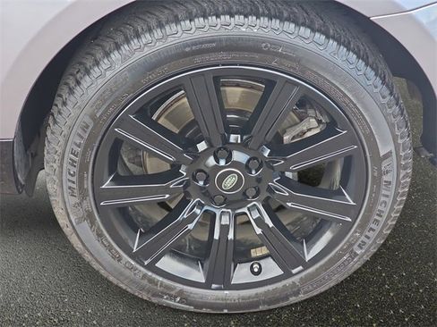 Used 2021 Land Rover Range Rover Sport HSE image 36