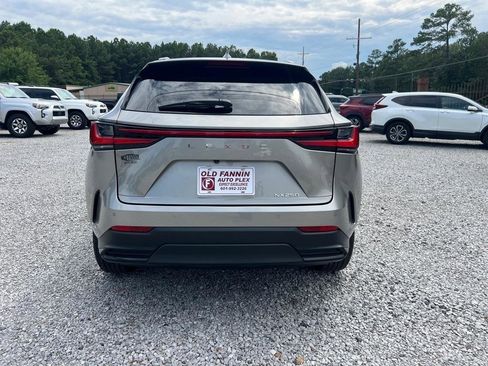Used 2025 Lexus NX 250 FWD w/ Cold Area Package image 7