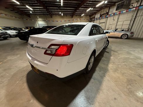 Used 2019 Ford Taurus Police Interceptor AWD image 6