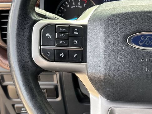 Used 2024 Ford Expedition Limited RWD image 20