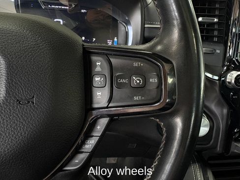 Used 2023 RAM 1500 Limited AWD/4WD image 17