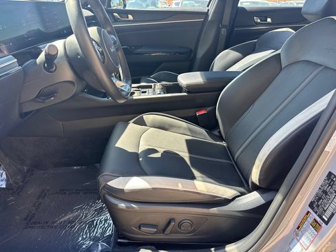 Used 2025 Kia K5 GT-Line image 9