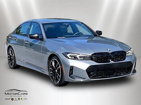 Used 2023 BMW M340i RWD image 2