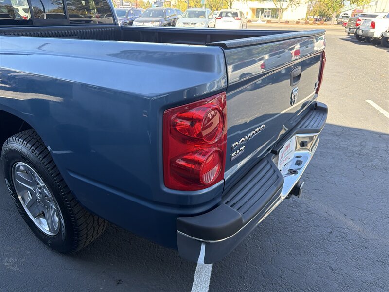 Used 2005 Dodge Dakota SLT RWD image 7
