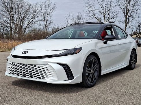 New 2026 Toyota Camry XSE FWD image 10