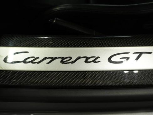 Used 2005 Porsche Carrera GT image 33