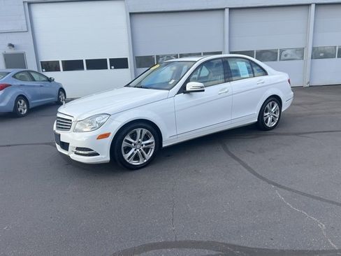 Used 2013 Mercedes-Benz C 300 4MATIC Sedan image 18
