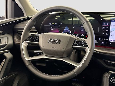 New 2025 Audi Q5 2.0T Premium Plus image 18