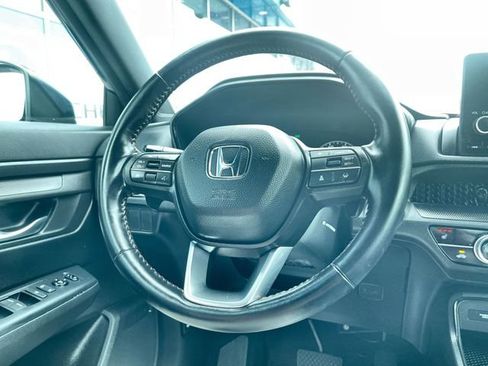 Used 2025 Honda CR-V Sport image 11