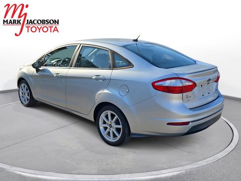 Used 2019 Ford Fiesta SE w/ Equipment Group 201A image 10