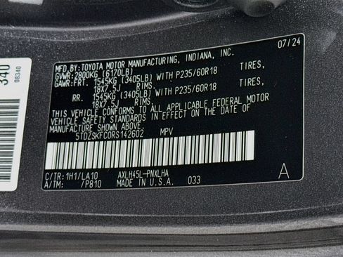 Used 2024 Toyota Sienna Limited AWD/4WD image 37