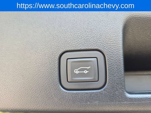 Certified 2024 Chevrolet Equinox EV LT w/ LPO, Blackout Package FWD image 32