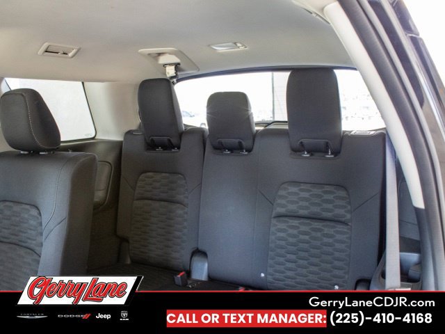 Used 2025 Nissan Pathfinder SV FWD image 20