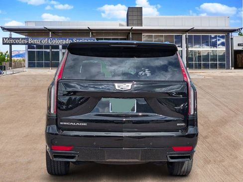 Used 2024 Cadillac Escalade Sport Platinum w/ Heavy-Duty Trailer Package AWD/4WD image 6