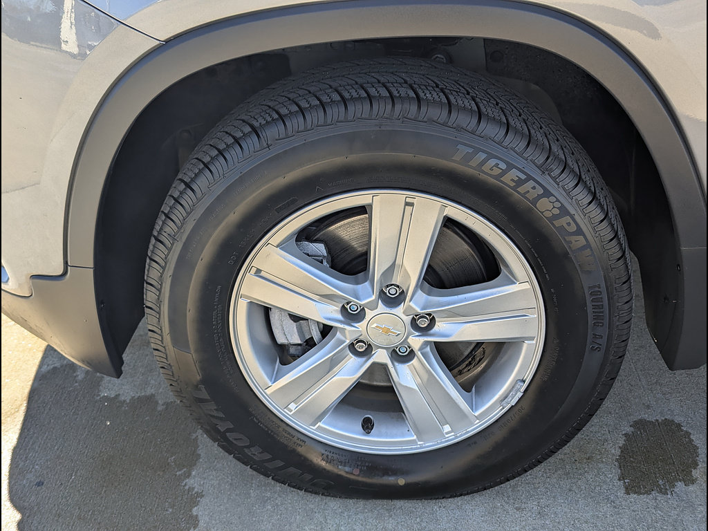 Used 2020 Chevrolet Trax LT AWD/4WD image 13