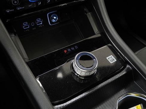 New 2026 Jeep Grand Cherokee Laredo AWD/4WD image 25